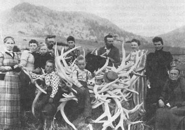 Sprague family in Moraine Park, Rocky Mountain National Park